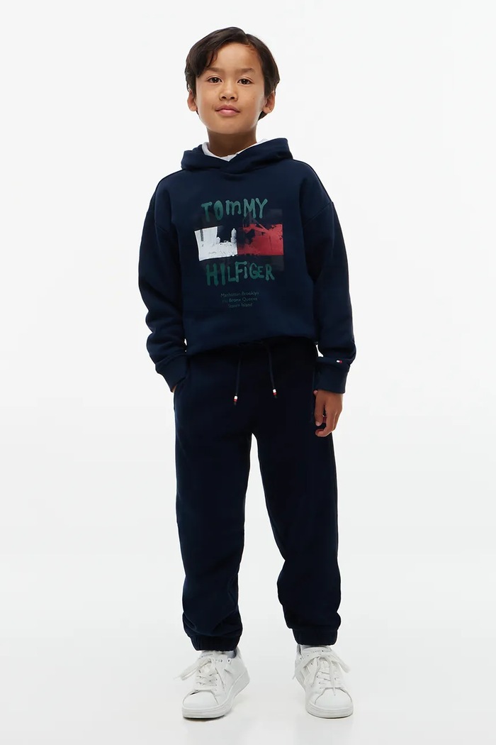 Spodnie dresowe dziecięce z bawełną Tommy Hilfiger KB0KB10657.9BY2 granatowy
