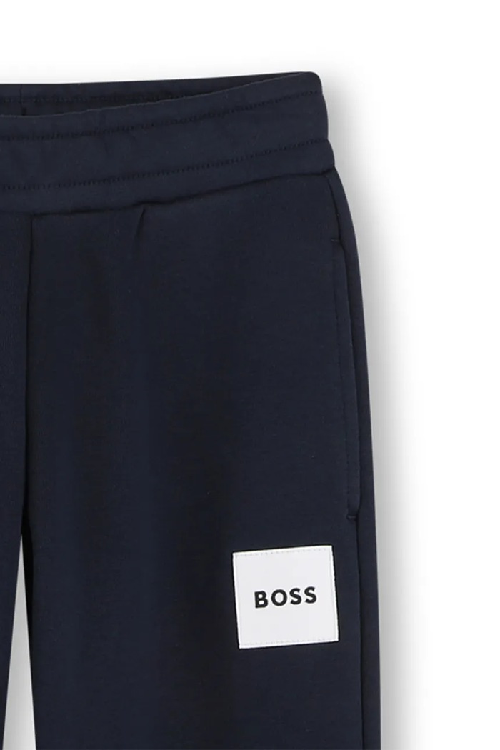 Αγορίστικα BOSS Παντελόνι επίσημο παιδικό με βαμβάκι J53339.114.150 σκούρο μπλε
