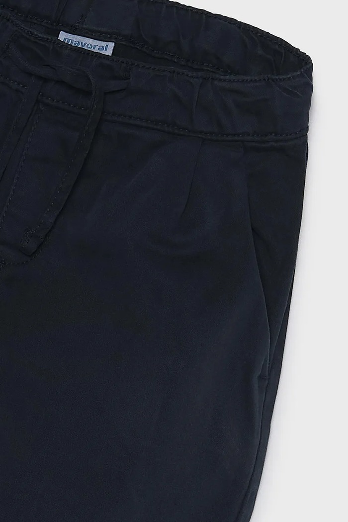Chłopiec Mayoral Spodnie chinos dziecięce bawełniane z elastanem chinosy jogger 4512.5G.Mini.9BY2 granatowy