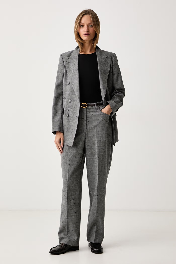 Officine Generale Oblekové nohavice dámske s vlnou MONI W26WTLG458 sivá AW26