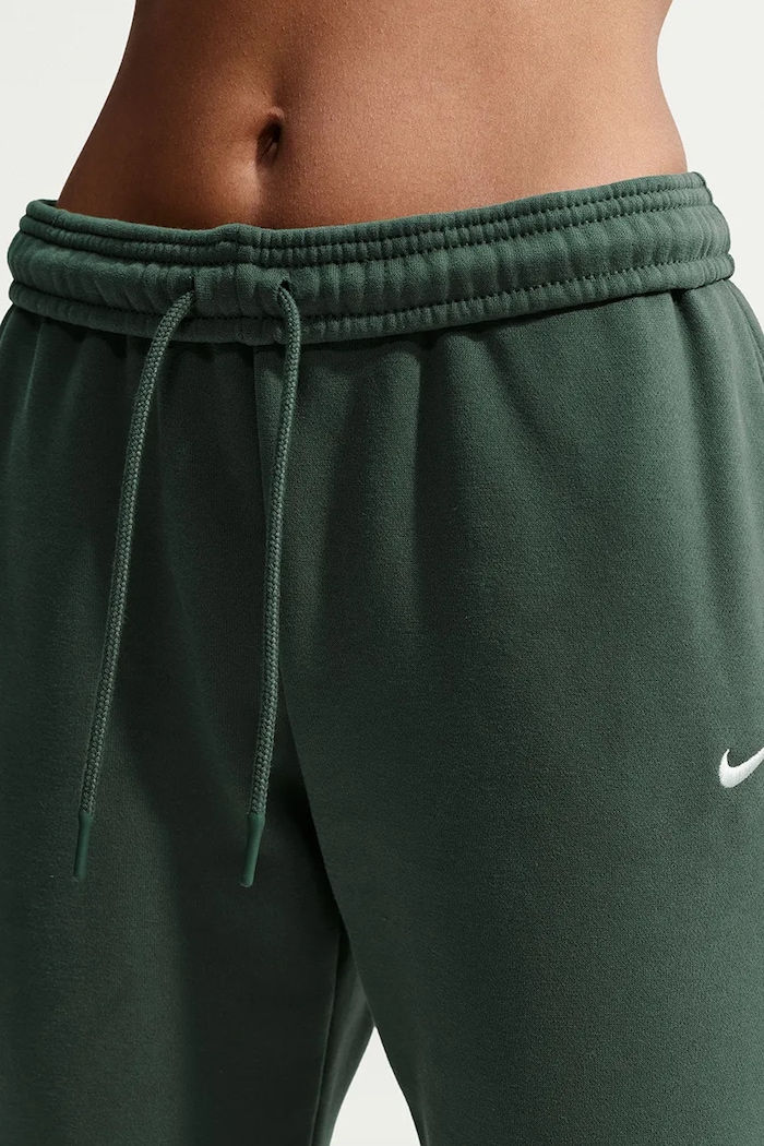 Spodnie dresowe damskie z bawełną Studio Fleece Nike Sportswear zielony IM8076.303