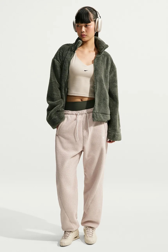 Nike Sportswear Spodnie dresowe dziecięce polarowe beżowy IU5217.236