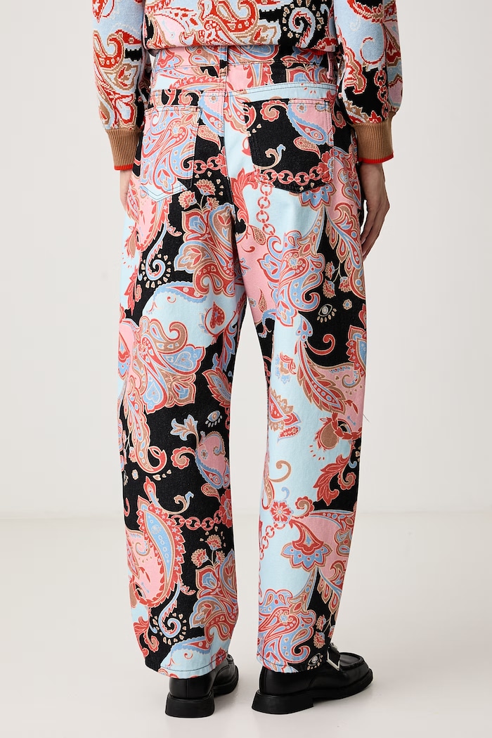 Odzież Never Fully Dressed Jeansy relaxed fit damskie NFDTR701 multicolor