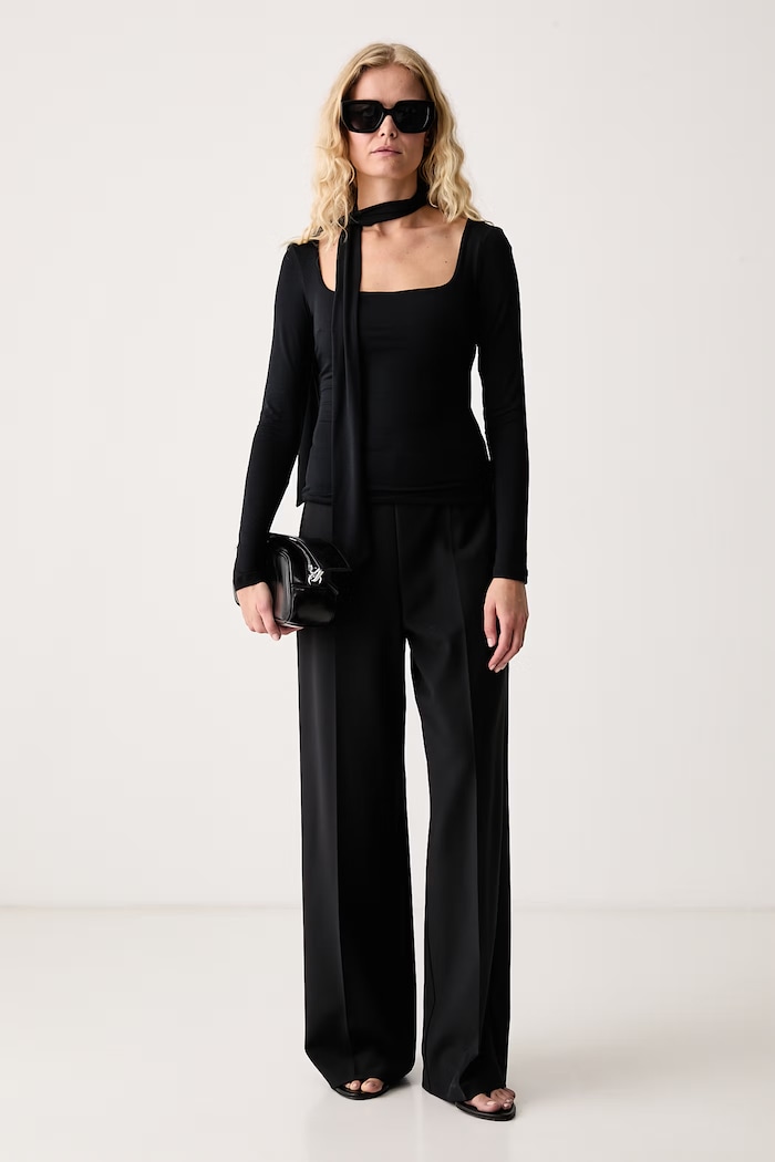 Le Privé Spodnie garniturowe damskie z wiskozą LISON TROUSERS NOIR LP00844 czarny AW26