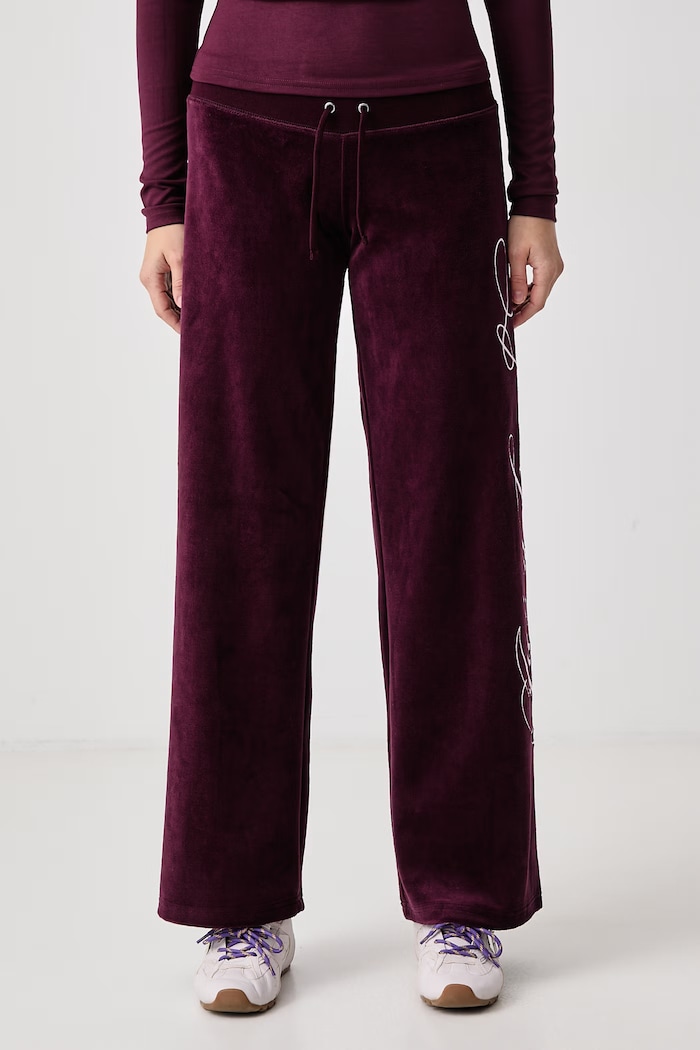 Juicy Couture Donji dio trenirke za žene s pamukom SCRIPT REBELLE OG STRAIGHT bordo JCWBJ226319
