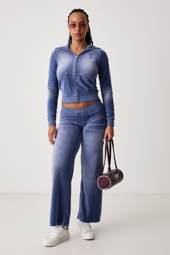 Juicy Couture Spodnie dresowe damskie z bawełną WASHED OG STRAIGHT JCDBJ126962 niebieski AW26