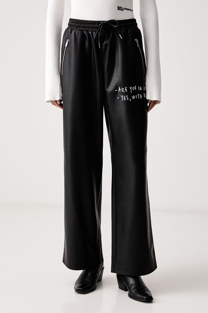 Karl Lagerfeld Jeans Hlače za žene od imitacije kože x Pietro Terzini crna B4W10058