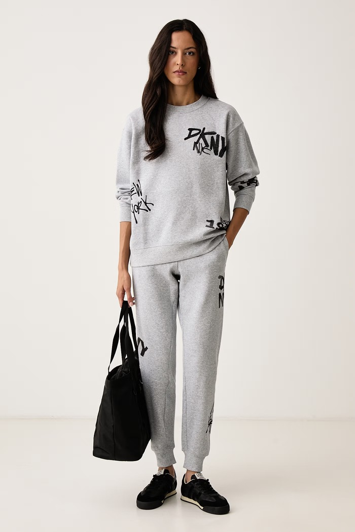 DKNY Spodnie dresowe damskie z bawełną DP6P3959 szary AW26