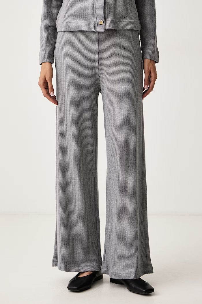 DKNY Spodnie dresowe damskie szary DJ6P3178