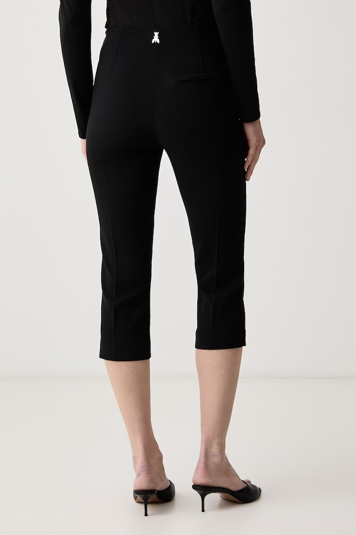 Odzież Patrizia Pepe Spodnie capri damskie z acetatem 2P0113.C0306 czarny