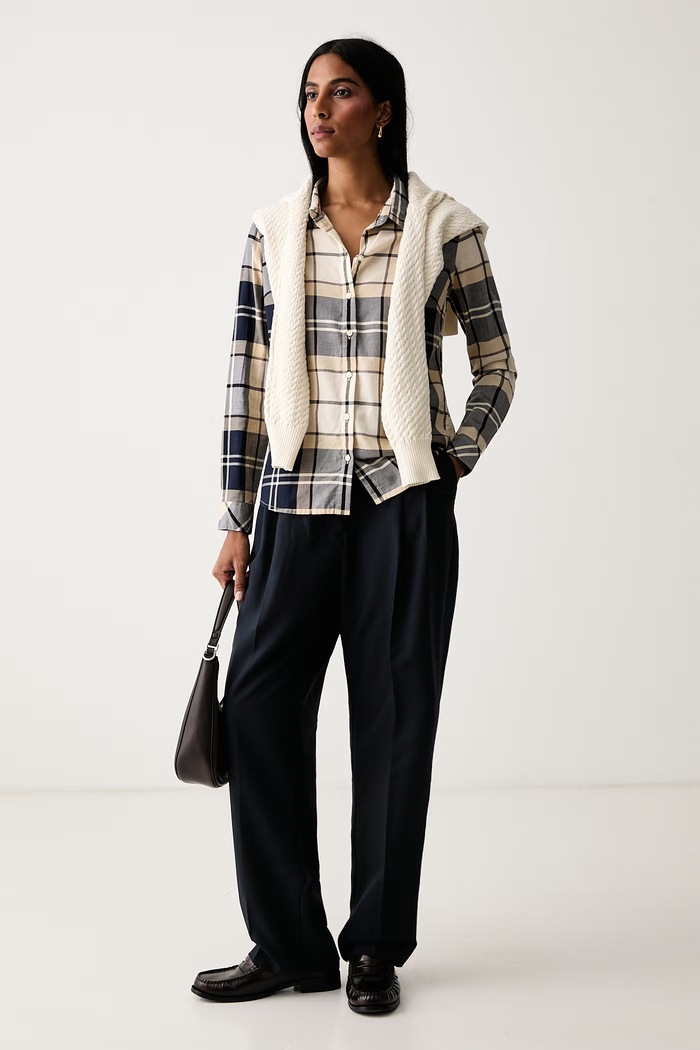 Barbour Spodnie damskie Fawne LTR0439 granatowy AW26