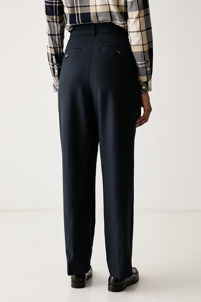 Odzież Barbour Spodnie damskie Fawne LTR0439 granatowy