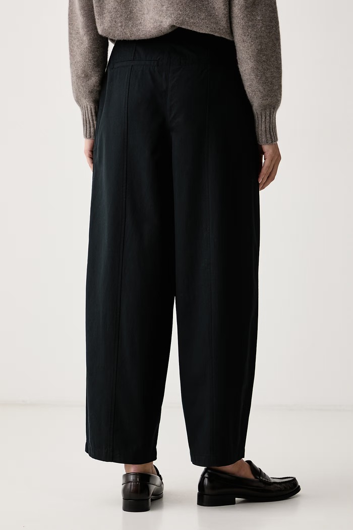 Odzież Barbour Spodnie damskie bawełniane Glynis LTR0414 czarny