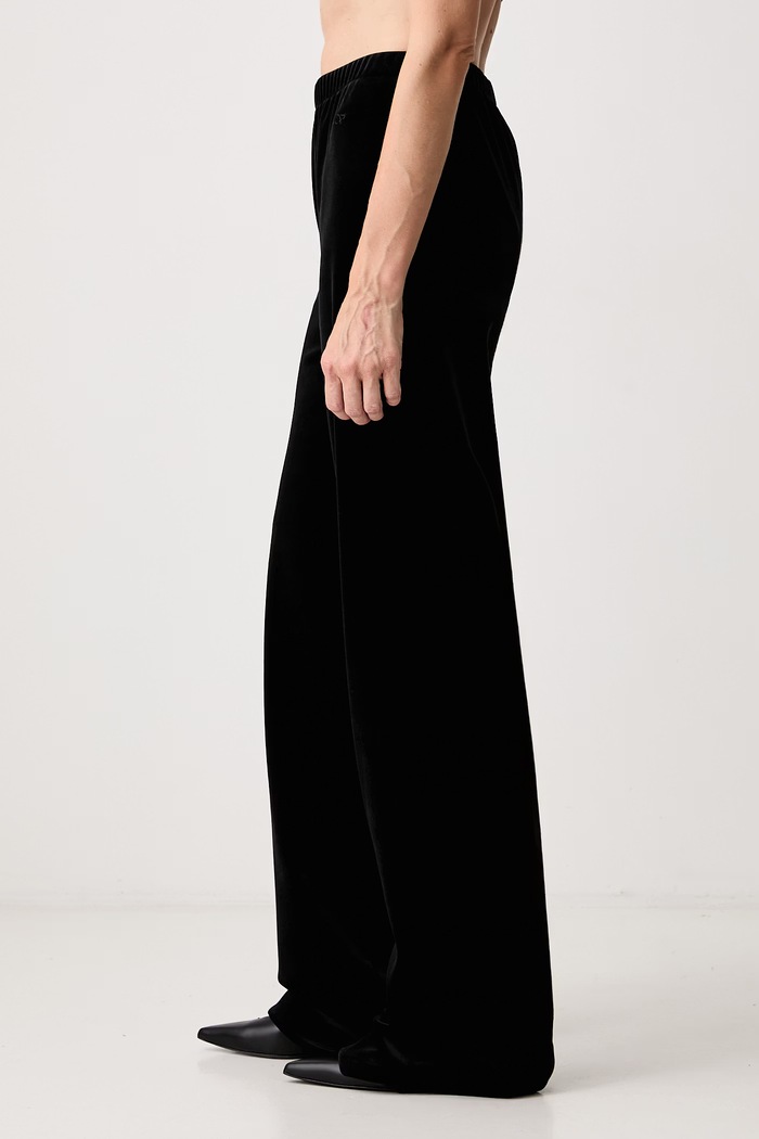 Vetements Push-up spodnie welurowe damskie czarny WH27SP119B