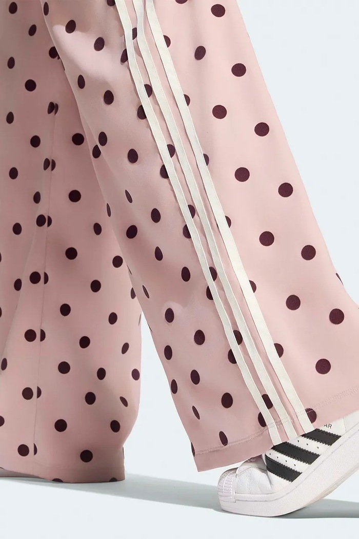 Spodnie wide leg damskie Wide Leg Polka Dots adidas Originals różowy LI2843