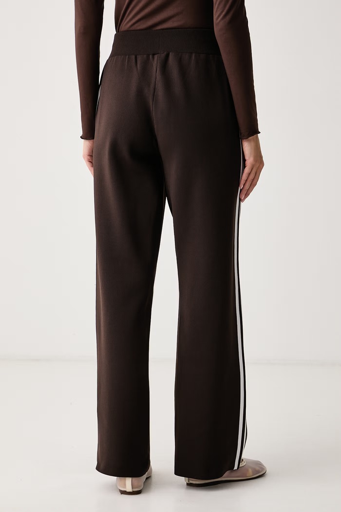 Odjeća adidas Originals Donji dio trenirke za žene Adilenium Season 6 Straight Knit LH1937 smeđa