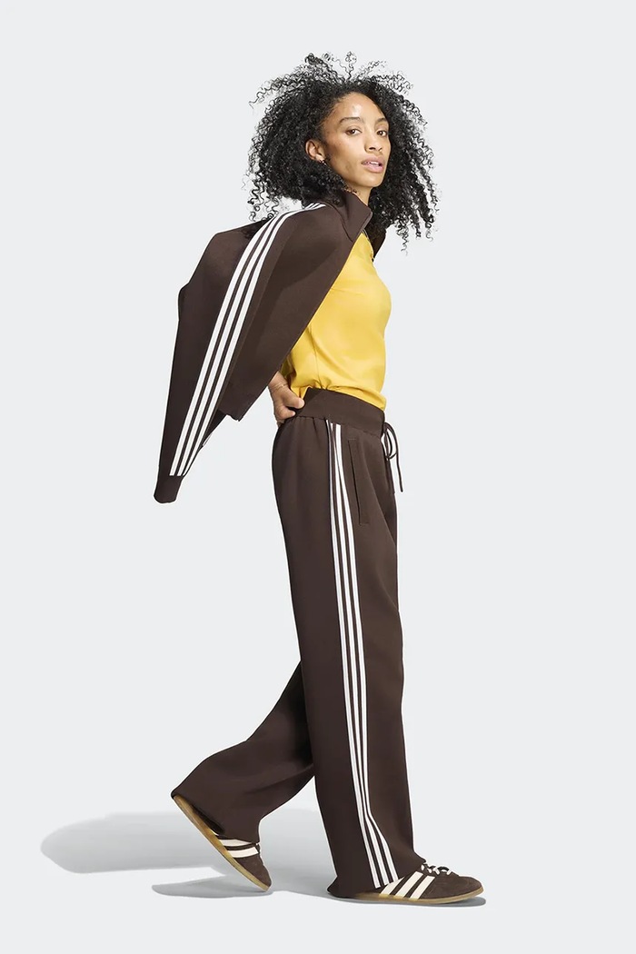Odzież adidas Originals Spodnie dresowe damskie Adilenium Season 6 Straight Knit LH1937 brązowy