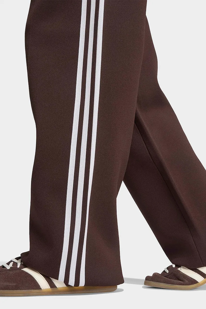 Spodnie dresowe damskie Adilenium Season 6 Straight Knit adidas Originals brązowy LH1937