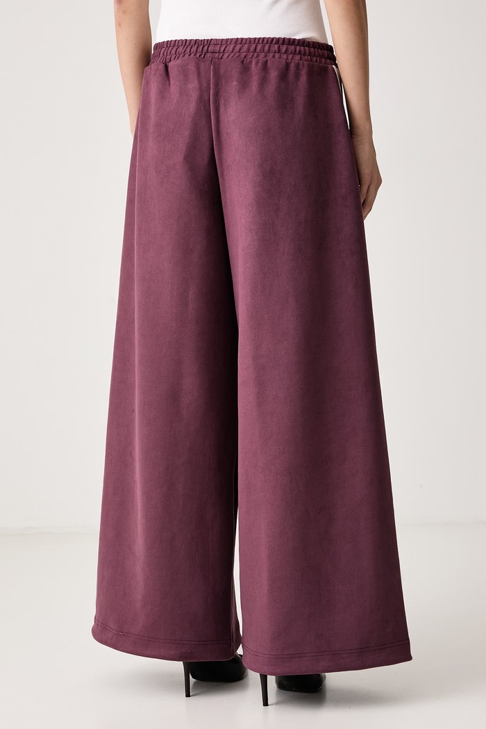 Îmbrăcăminte adidas Originals Pantaloni de trening pentru femei Adilenium Season 6 Faux Suede LH1924 roz