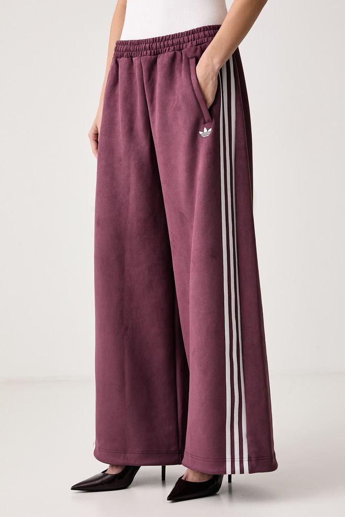 Pantaloni de trening pentru femei Adilenium Season 6 Faux Suede adidas Originals LH1924 roz