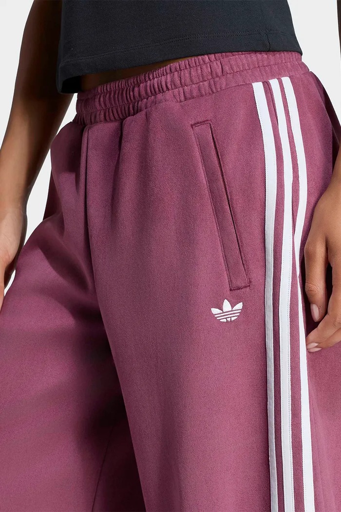Spodnie dresowe damskie Adilenium Season 6 Faux Suede adidas Originals LH1924 bordowy