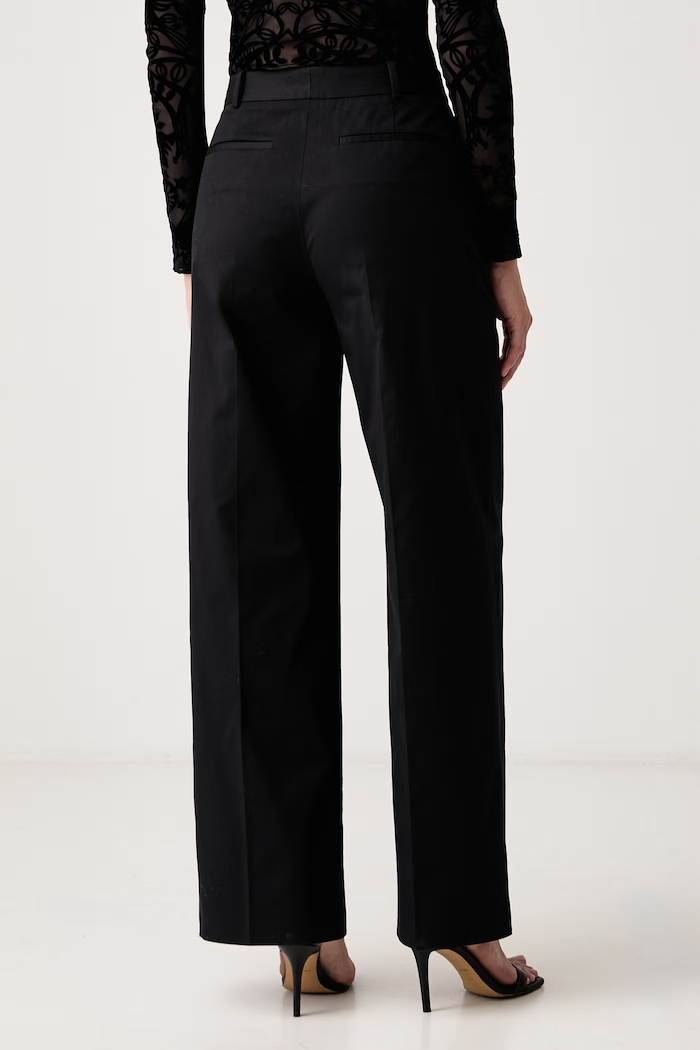 Ρούχα BOSS Παντελόνι wide leg γυναικείο βαμβακερό με ελαστάν Tianaha 50571287 μαύρο