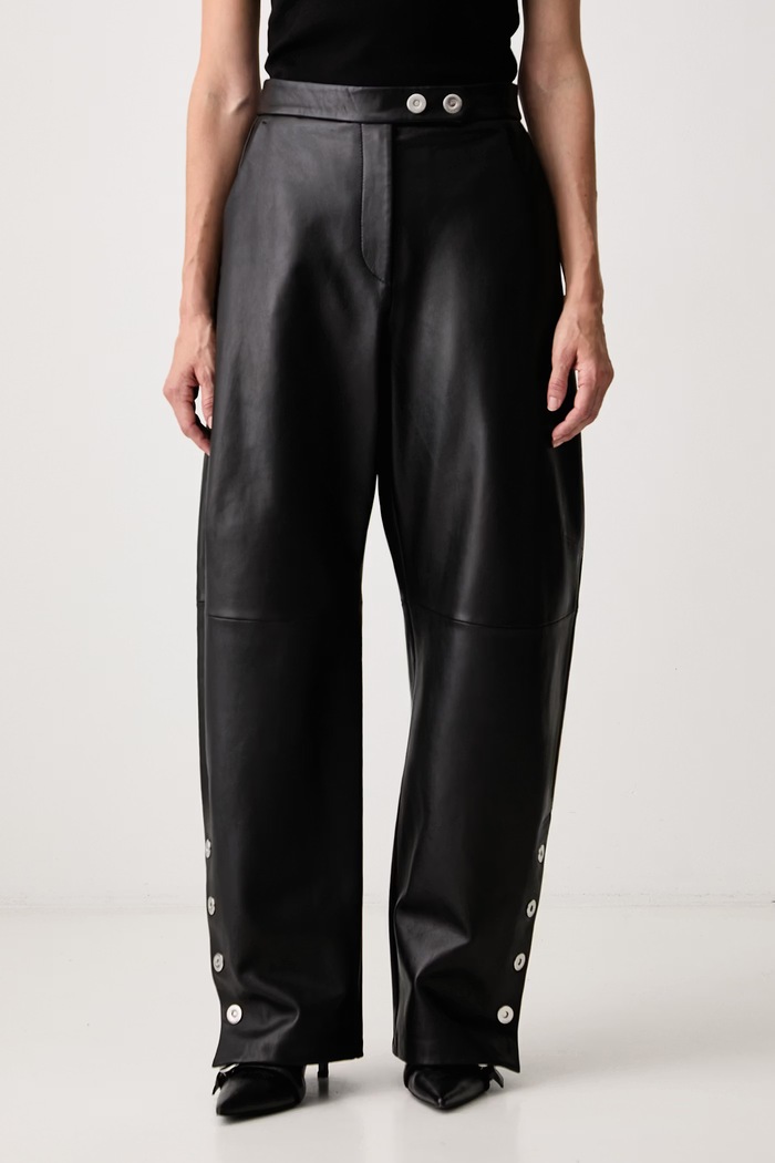 Sportmax Cinepresa spodnie skórzane damskie czarny 2622436011600