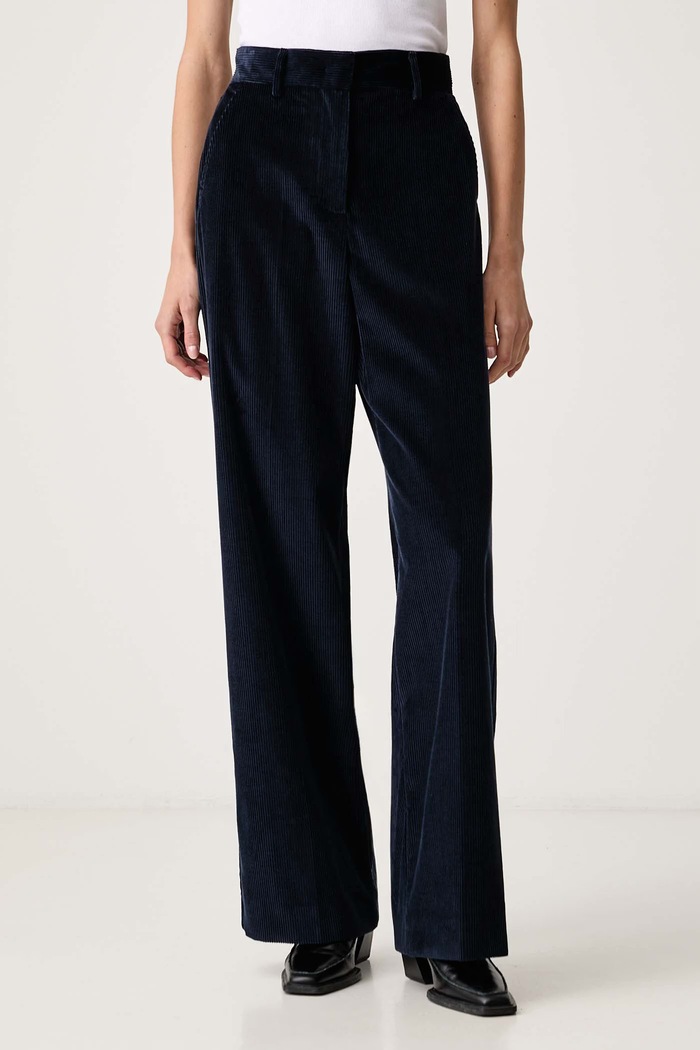 Weekend Max Mara Spodnie damskie sztruksowe WKDTANIA granatowy 2625136012600