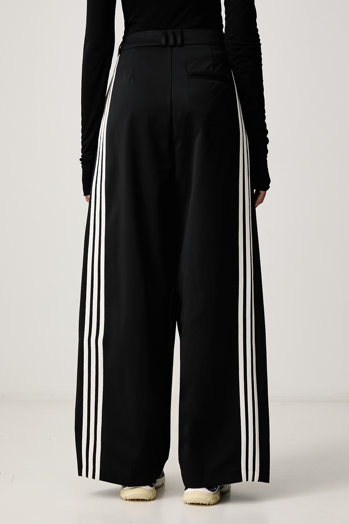 Odzież adidas Originals Spodnie damskie KR9617 czarny