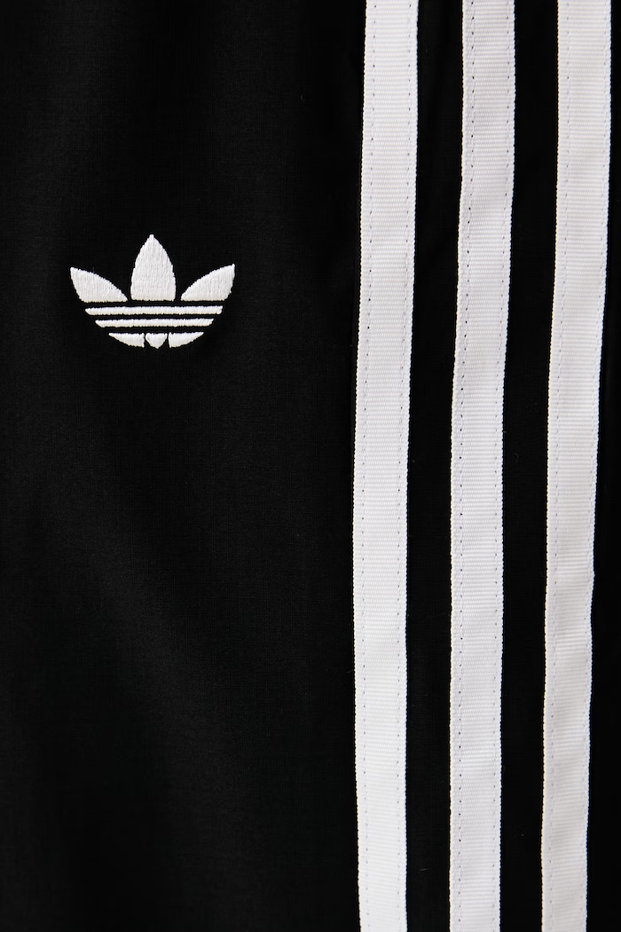 Spodnie dresowe damskie Micro Pleat Injection adidas Originals czarny LG4283