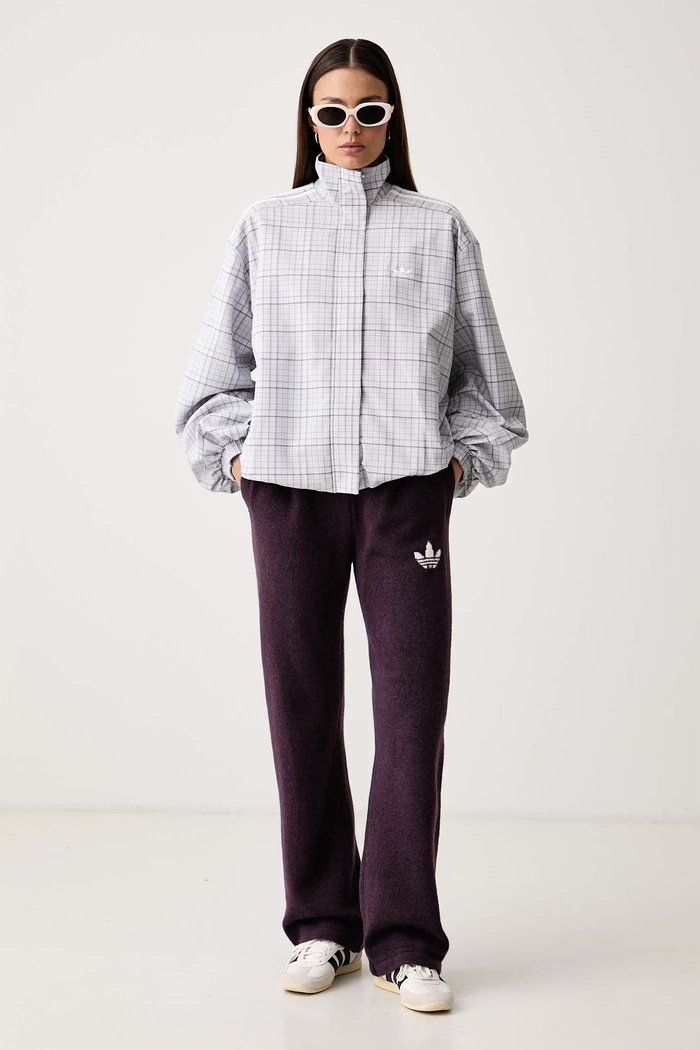 Odzież adidas Originals Spodnie dresowe damskie z dodatkiem wełny Essentials LF6546 fioletowy