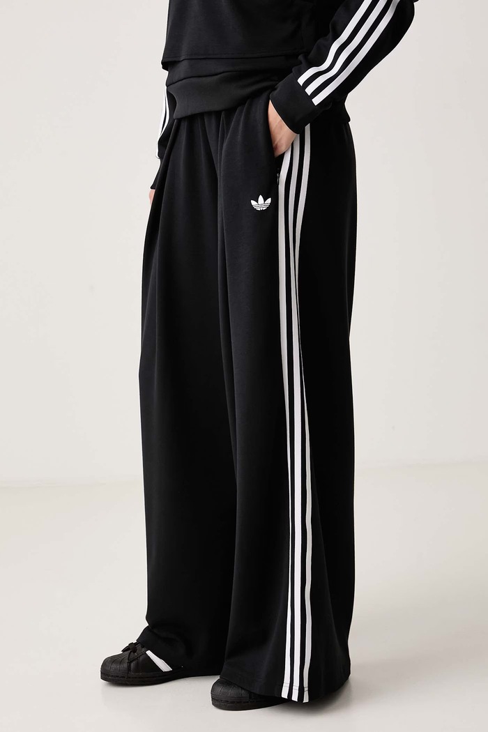 Spodnie dresowe damskie z wiskozą Adiluna Season 2 x Jennie adidas Originals LD8922 czarny
