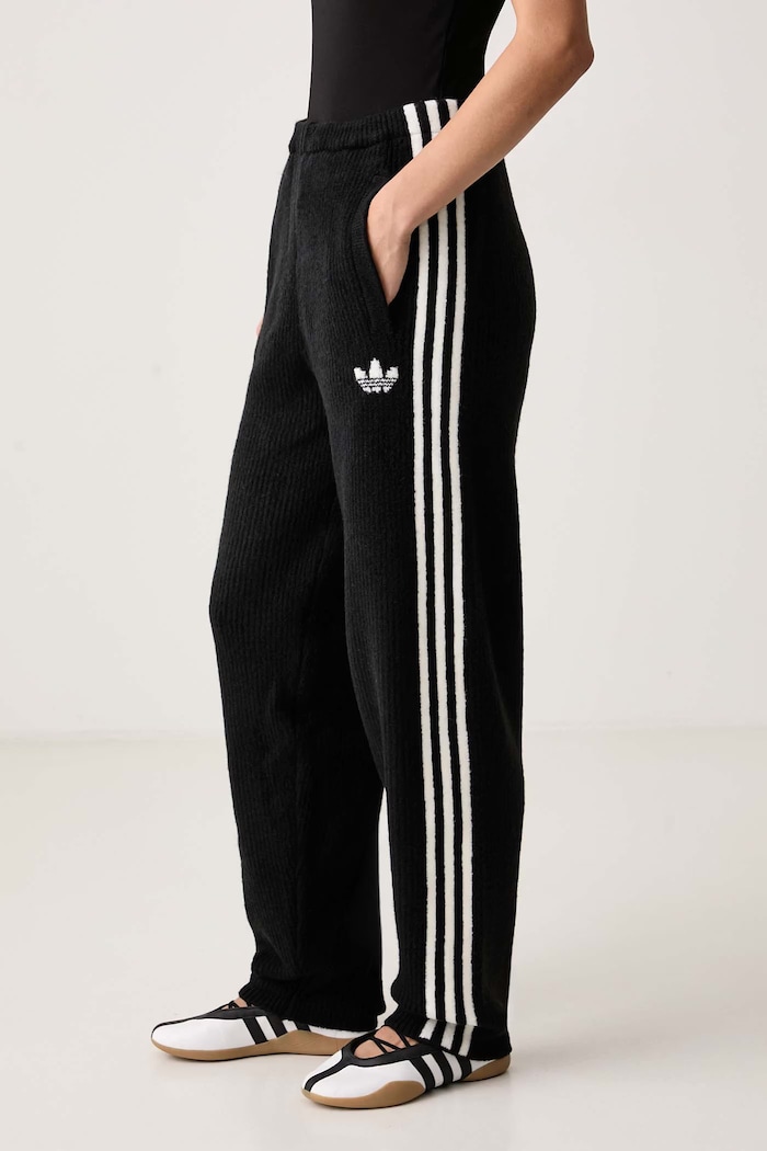 Pantaloni de trening pentru femei cu amestec de lână Adiluna Season 2 x Jennie adidas Originals LD8918 negru