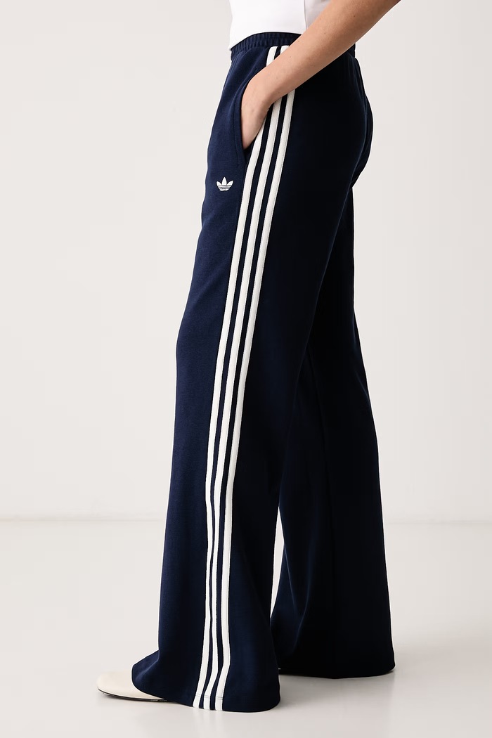 Spodnie dresowe damskie adidas Originals KX6889 granatowy