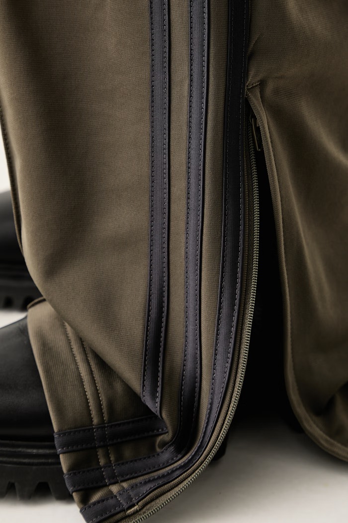 Spodnie dresowe damskie adidas Originals zielony KV2234