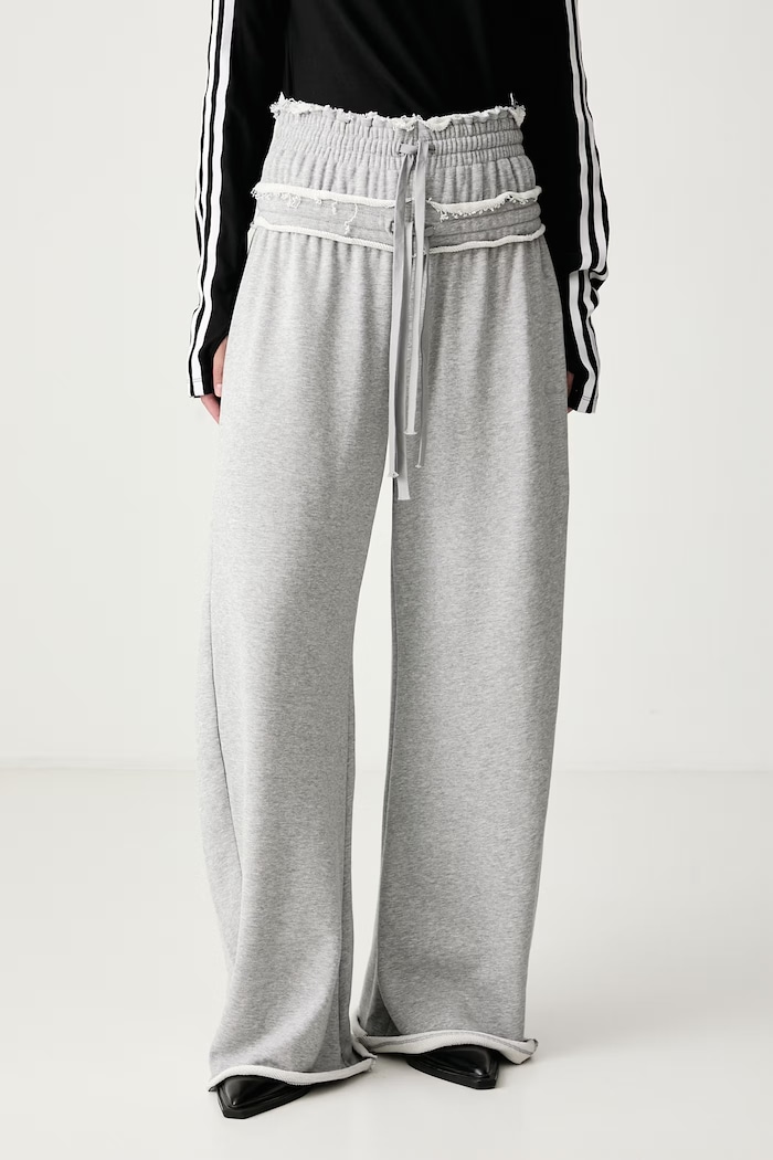 adidas Originals Spodnie wide leg damskie bawełniane SST Double szary KT1932