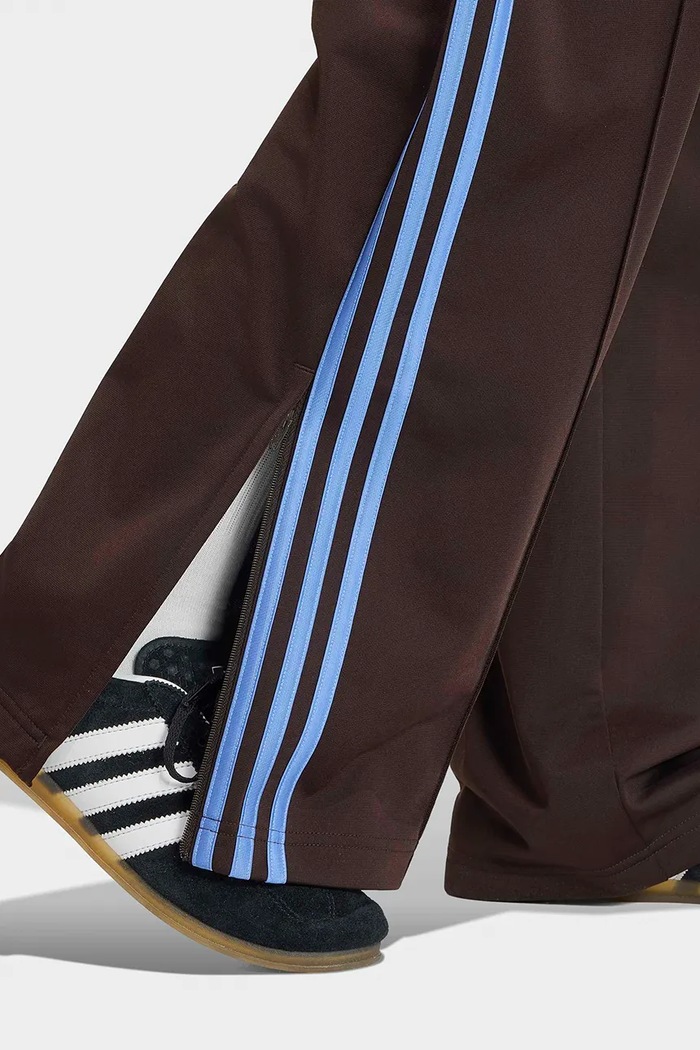 Spodnie dresowe damskie Firebird adidas Originals KS4665 brązowy