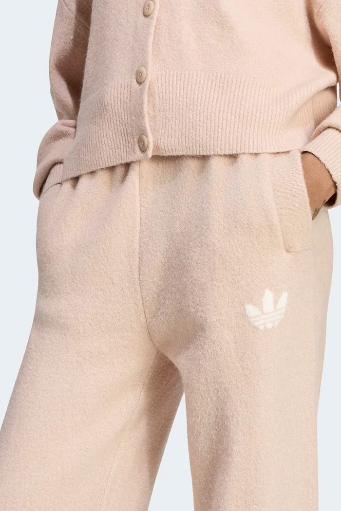 Spodnie dresowe damskie Essentials Knit adidas Originals KR9180 beżowy