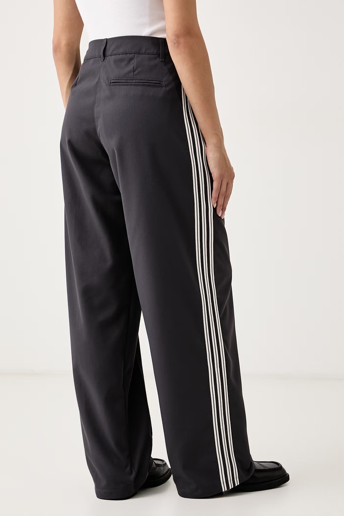 Odjeća adidas Originals Donji dio trenirke za žene Firebird KR9105 siva