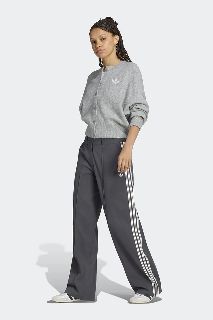 Oblečenie adidas Originals Teplákové nohavice dámske Firebird KR9105 sivá