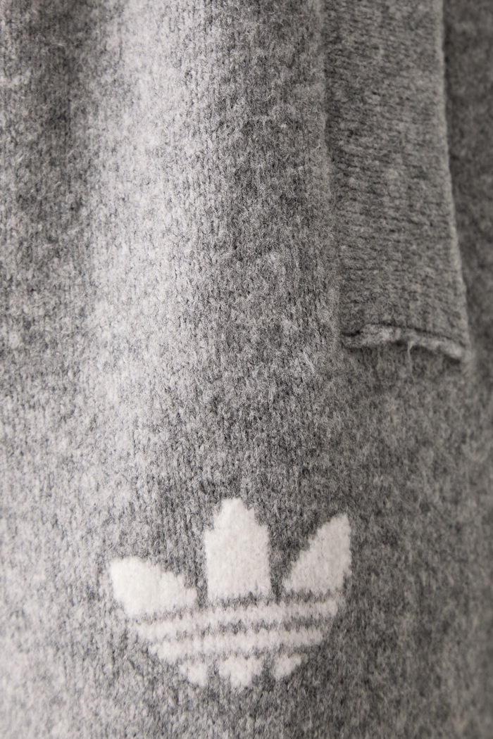 Teplákové nohavice dámske Essentials Knit adidas Originals IA4439 sivá