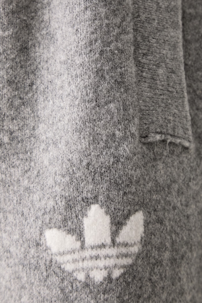 Teplákové nohavice dámske Essentials Knit adidas Originals IA4439 sivá