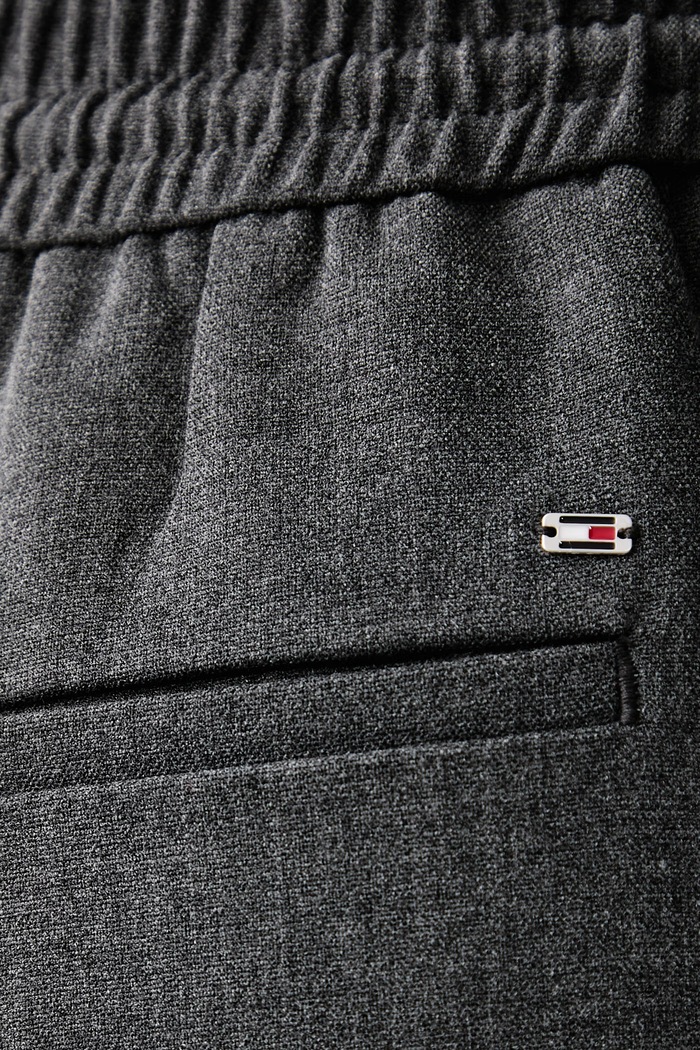 Hlače za žene Tommy Hilfiger WW0WW51780 siva