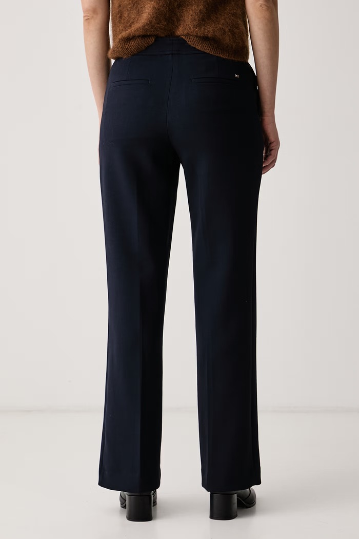 Odzież Tommy Hilfiger Spodnie straight damskie WW0WW52204 granatowy