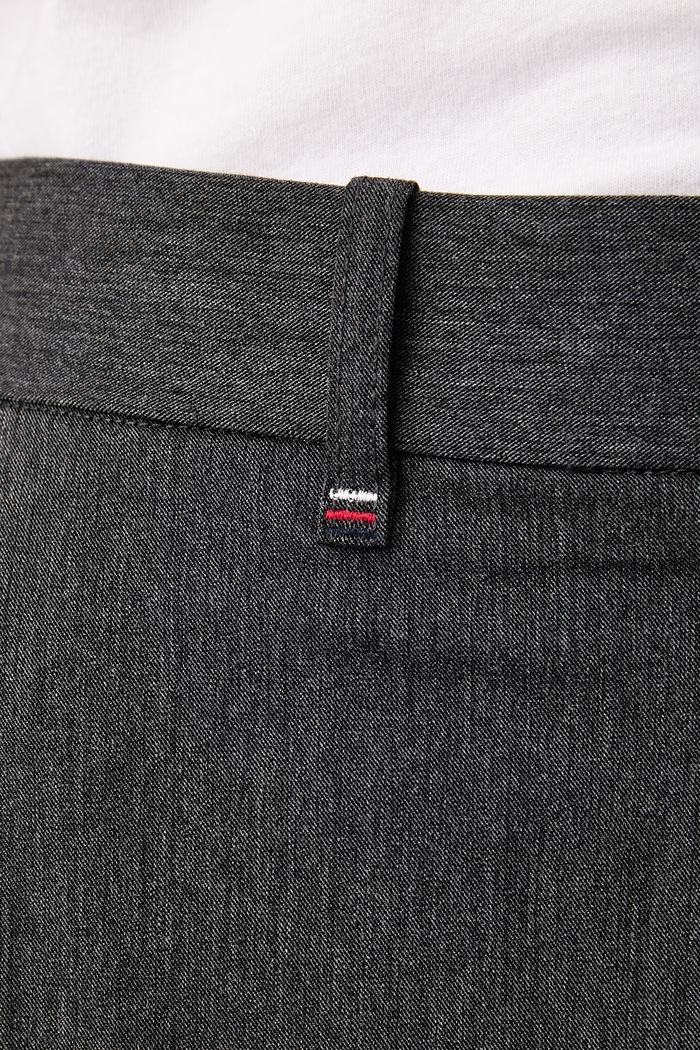 Ravne hlače za žene Tommy Hilfiger WW0WW51899 siva