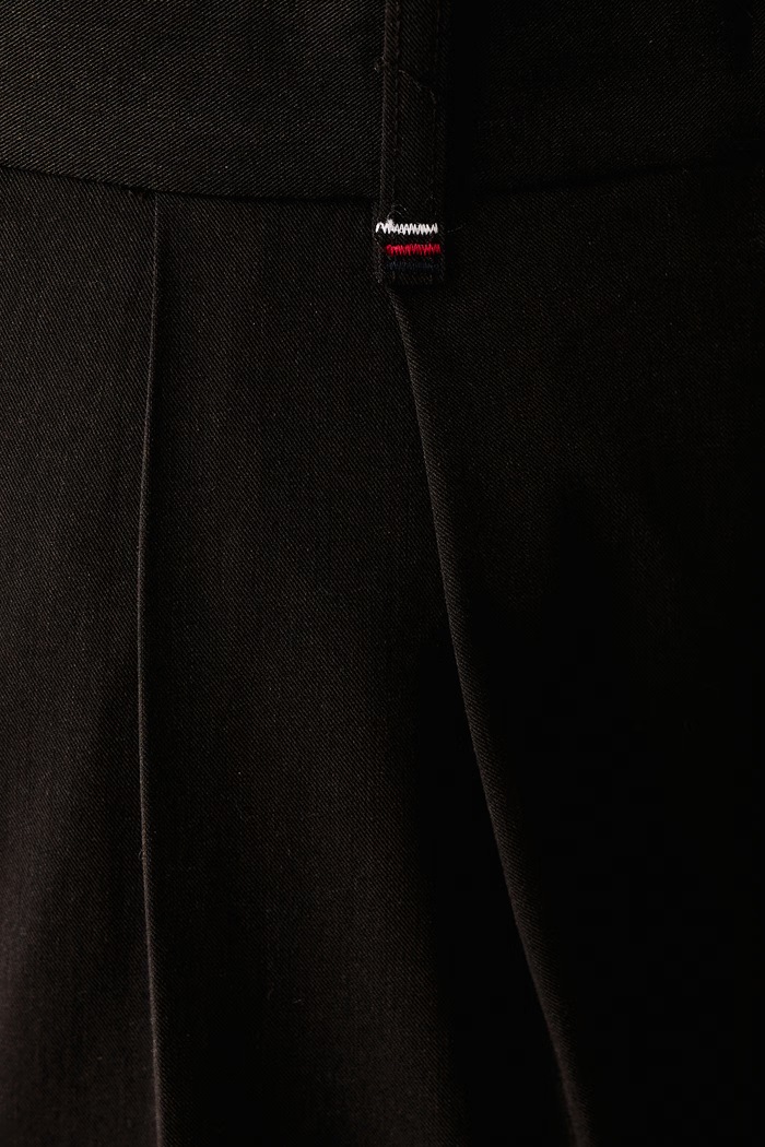 Spodnie garniturowe damskie z wiskozą Tommy Hilfiger WW0WW51898 brązowy