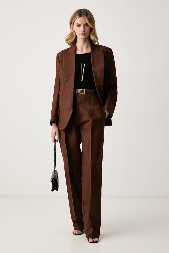 Elisabetta Franchi Spodnie garniturowe damskie wełniane PA22367E2 brązowy AW26