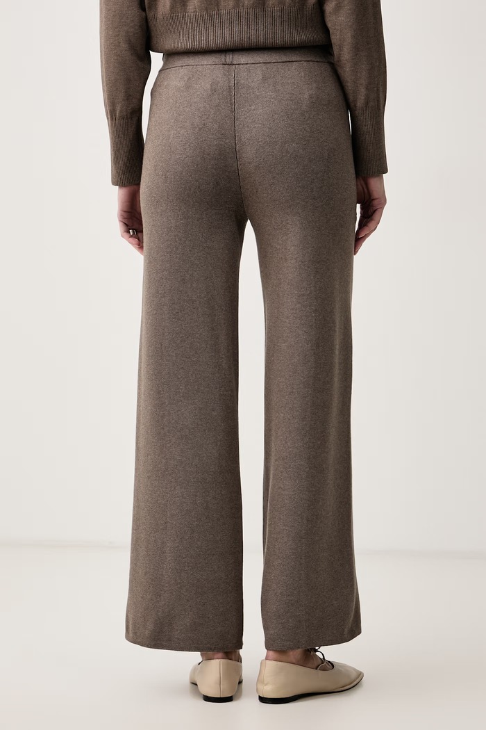 Oblačila Calvin Klein Trenirka ženska z viskozo LV044H309G rjava