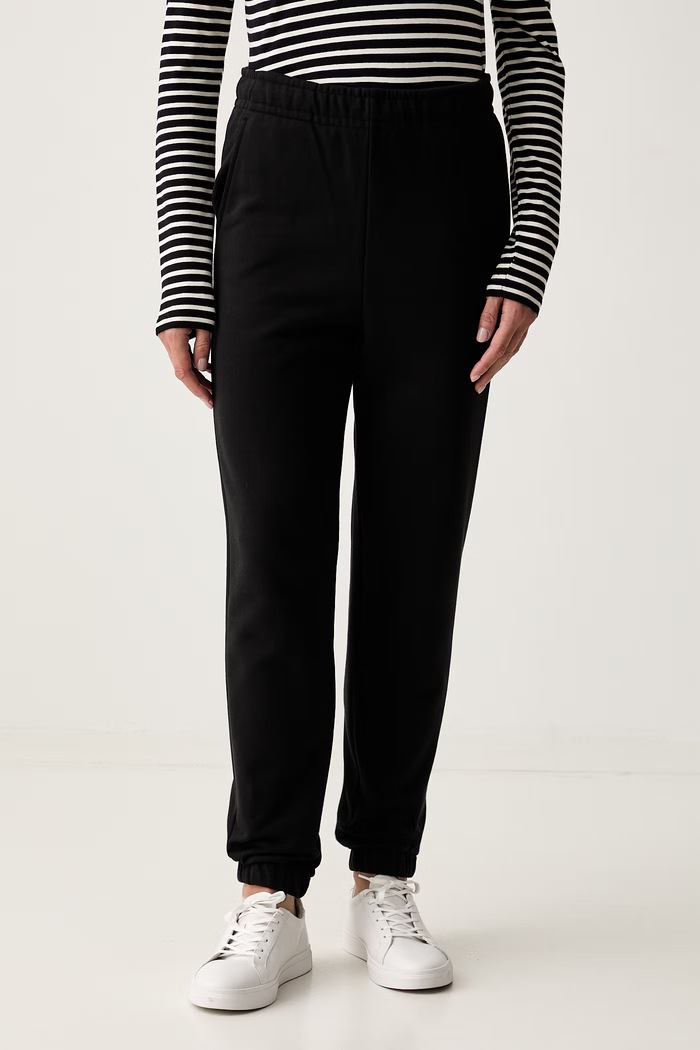 Lacoste spodnie dresowe damskie bawełniane czarny XF5268