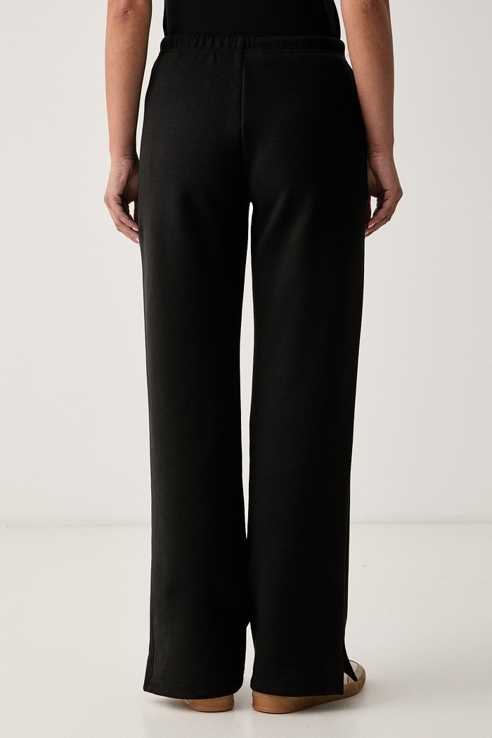 Odzież Trussardi spodnie dresowe damskie z bawełną P8126000034N czarny